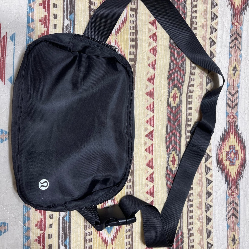 Black Belt Bag